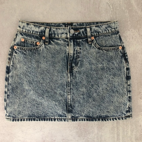 GAP 5 Pocket Mini Skirt in Acid Wash, 25 LN - Picture 3 of 7